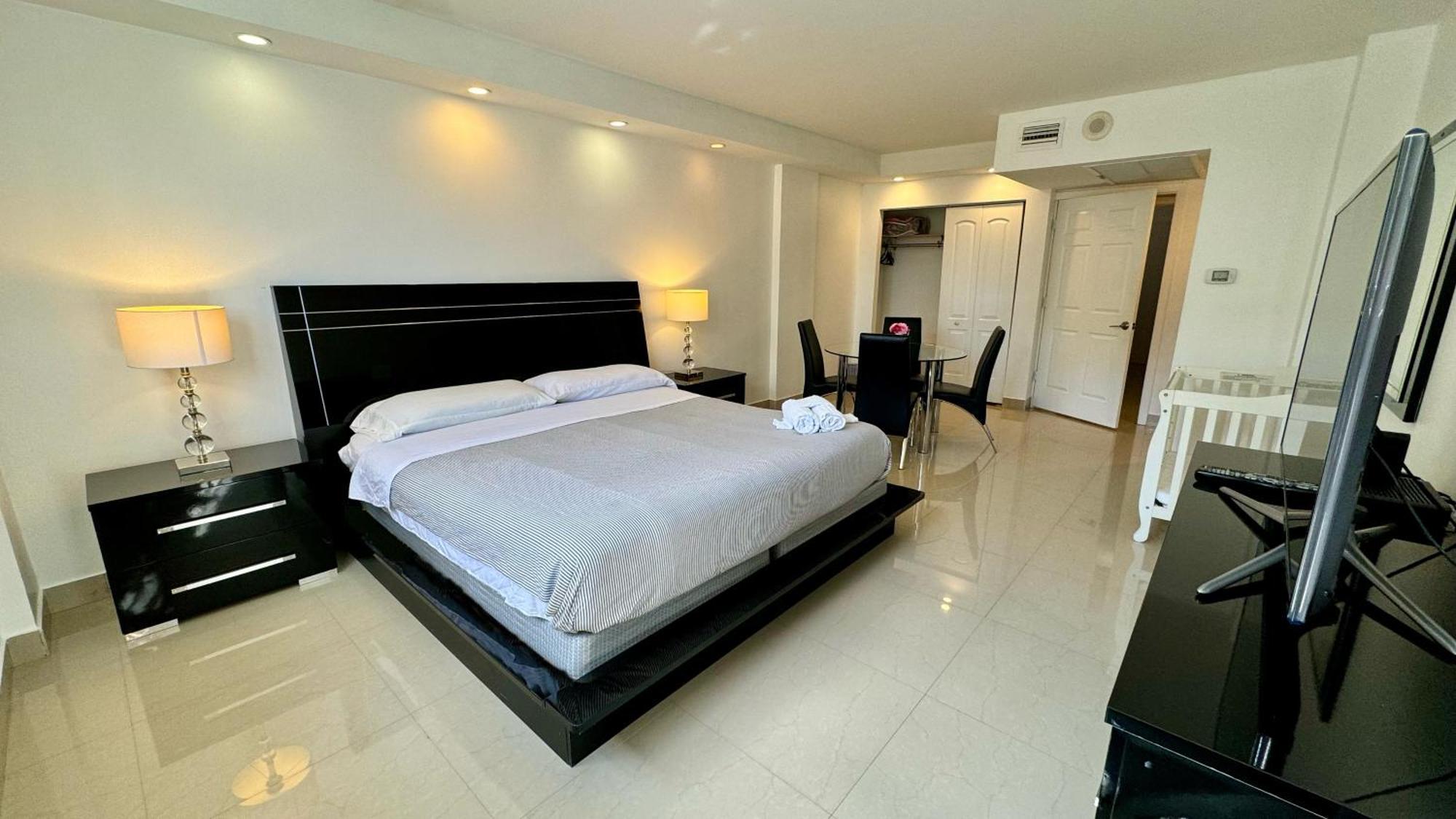 Sunny Isles, Beach Life! Parking Included 마이애미 비치 외부 사진