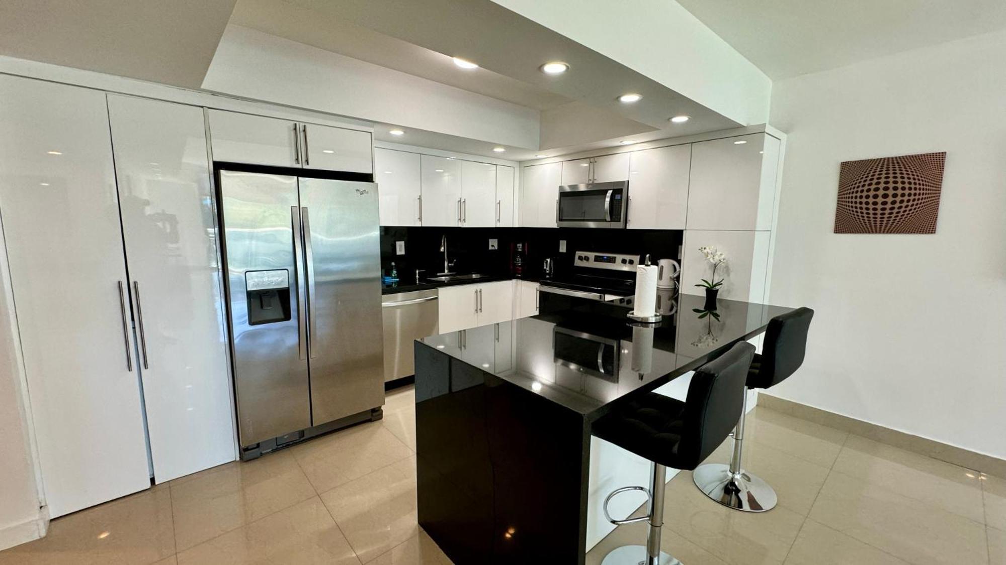Sunny Isles, Beach Life! Parking Included 마이애미 비치 외부 사진